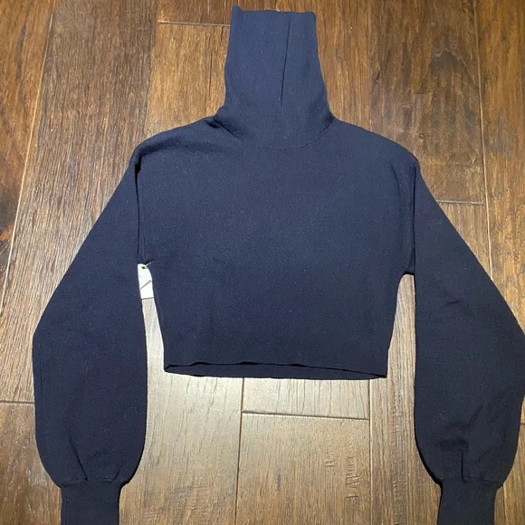 Aritzia Wilfred Rebecca Sweater - Picture 4 of 5